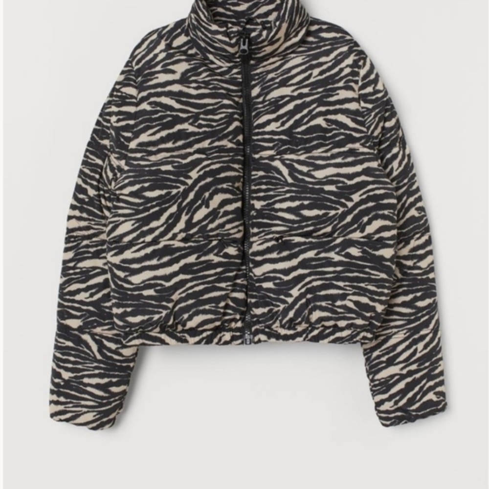 H&M Divided Women's Short Cropped Puffer Jacket Zebra Beige Size Small